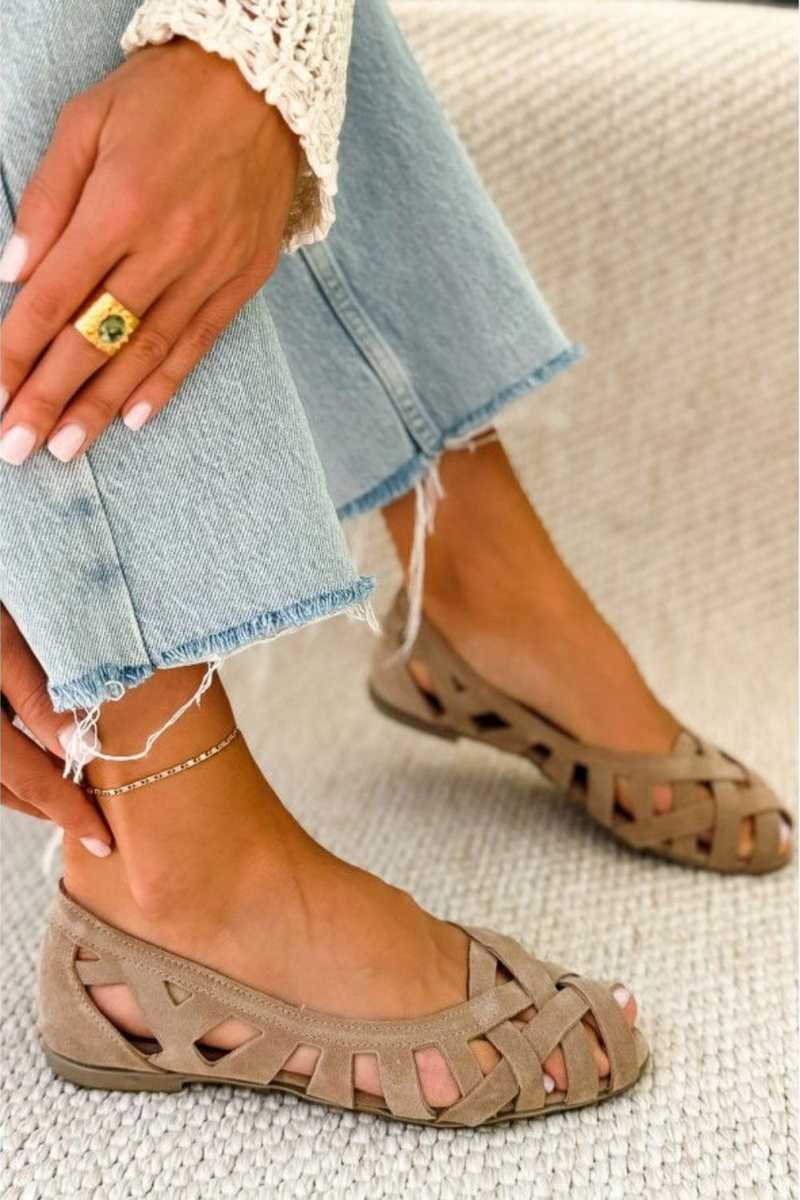 Sacha - Woven Flat Sandals
