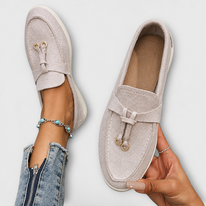 Anne - Elegant Buckle Loafers