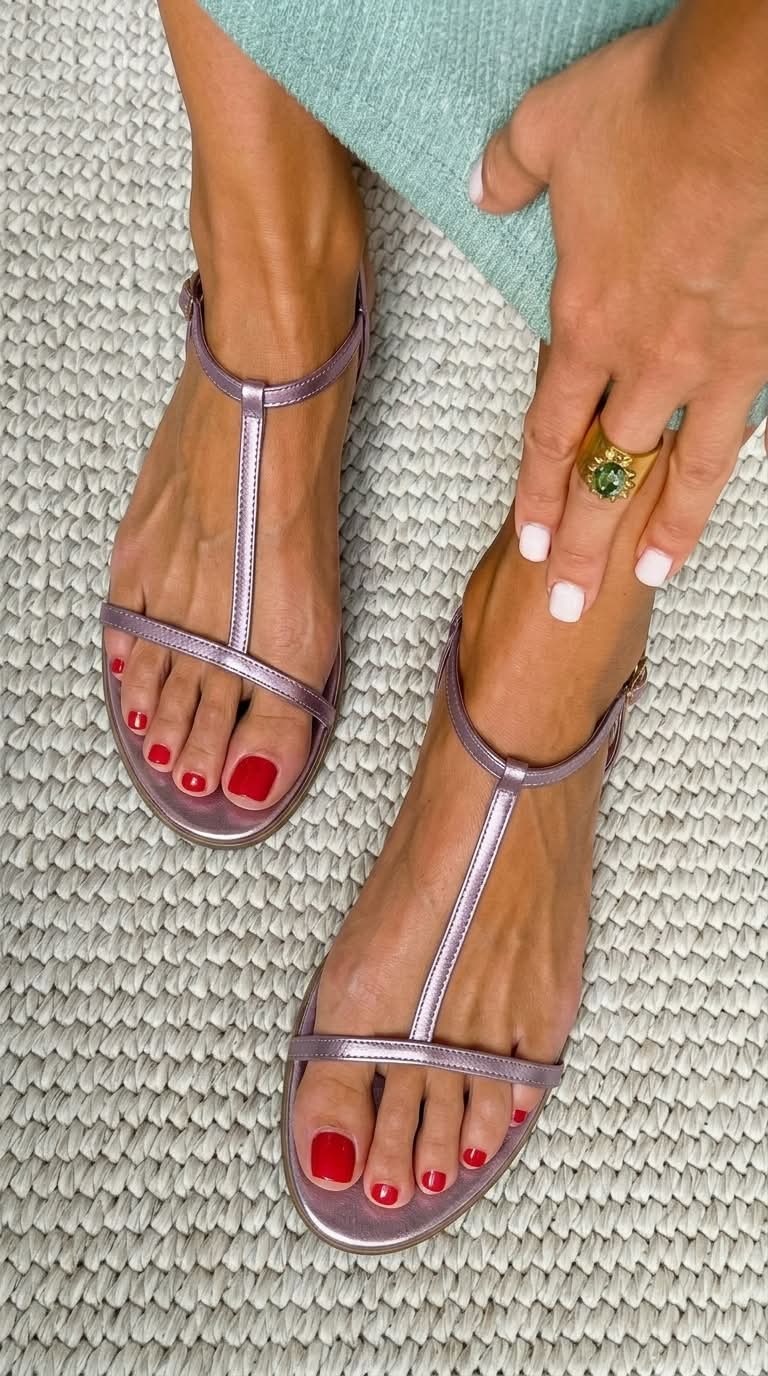 Angelique - Flat Sandals with Gold Detail