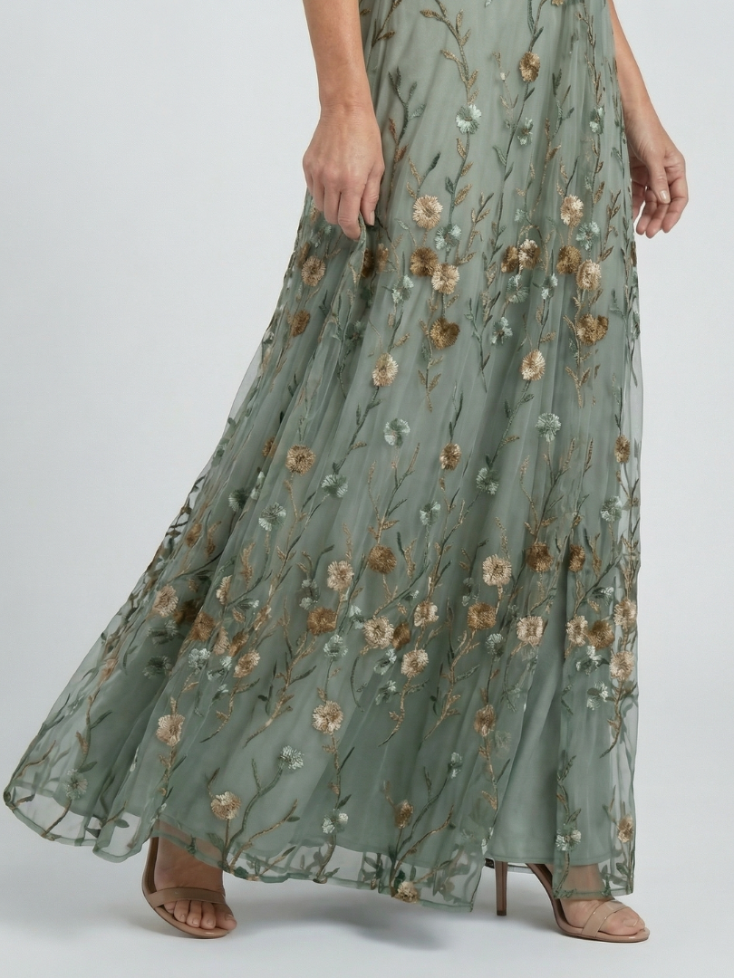 Livvy - Floral Halter Maxi Dress
