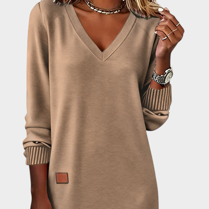 Fawn - V-Neck Midi Dress