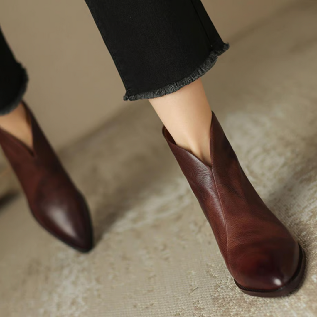 Daphne - Elegant Low-Heel Ankle Boots