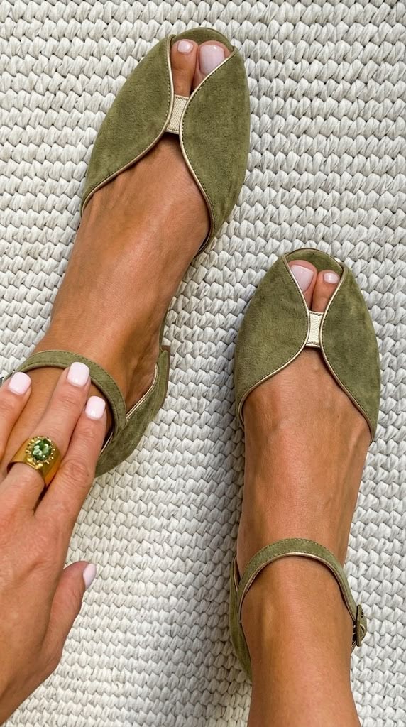 Moira - Suede Flat Sandals