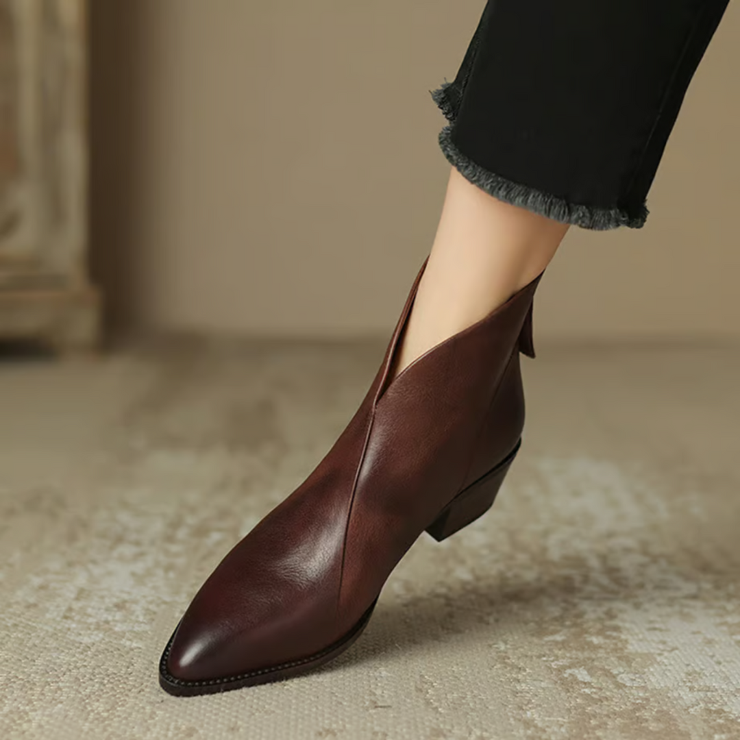 Daphne - Elegant Low-Heel Ankle Boots
