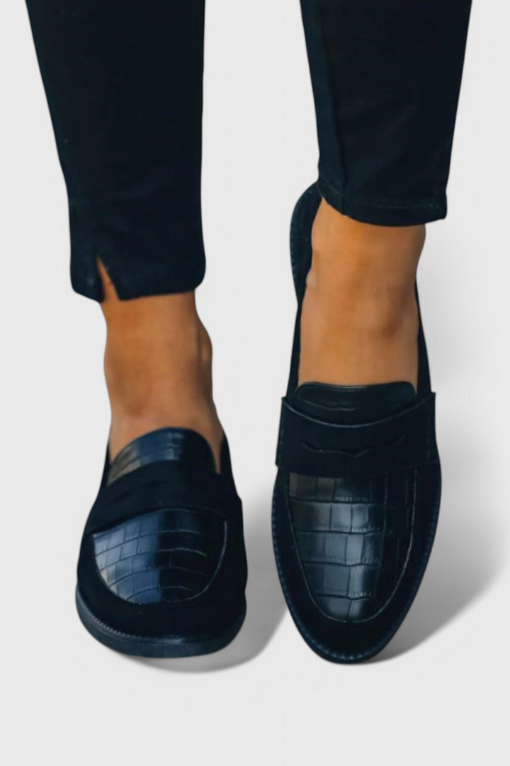 Aphra - Classic Black Loafers