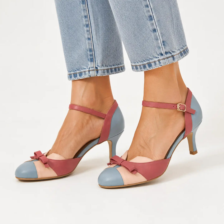 Yolande - Vintage Orthopedic Bow Sandals