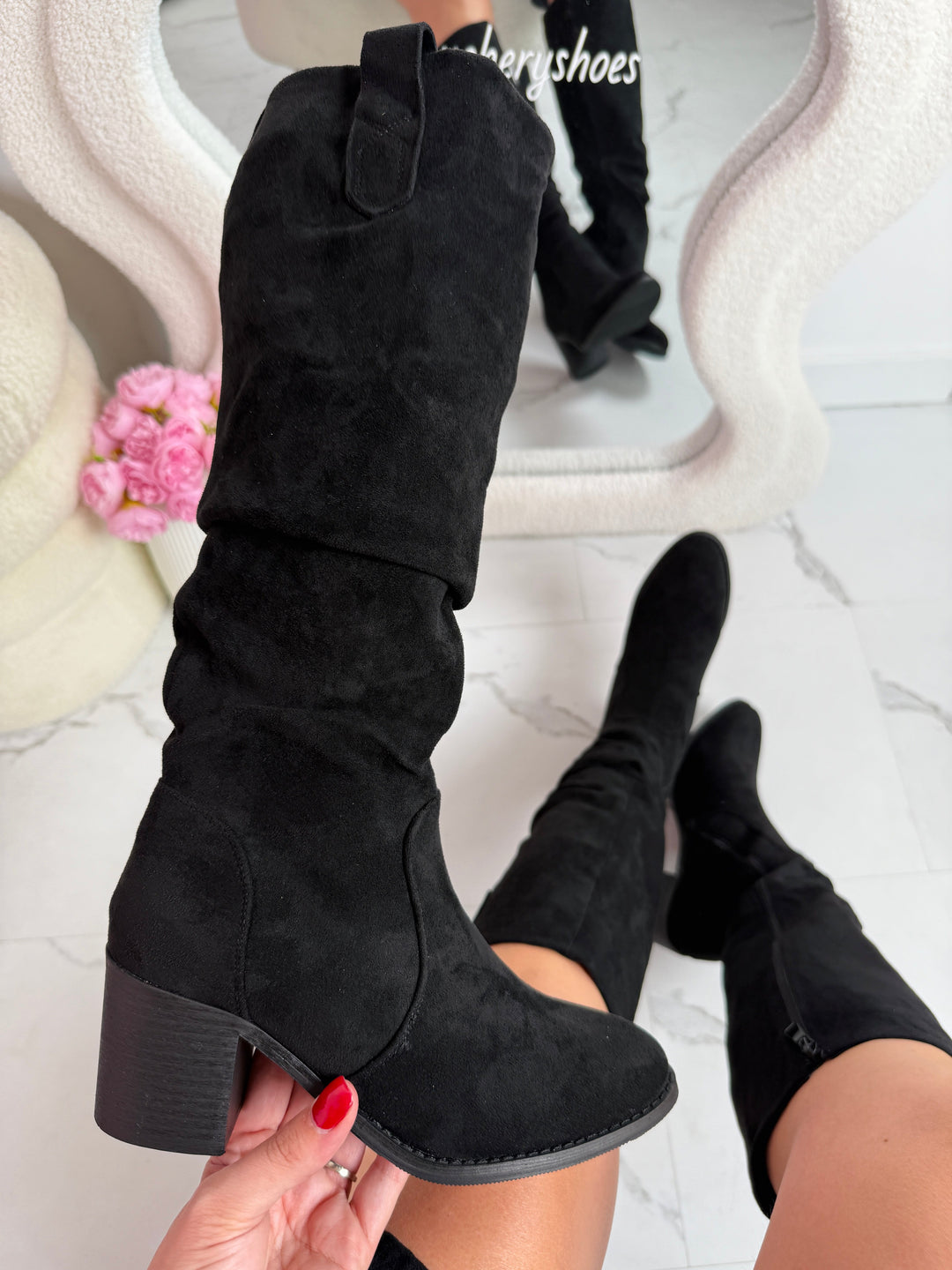 Ottilie - Weathered Mid-Calf Block Heel Boots