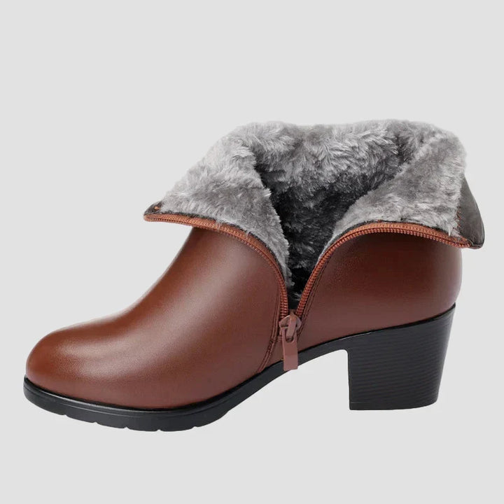Indie - Elegant Winter Boots with Zip