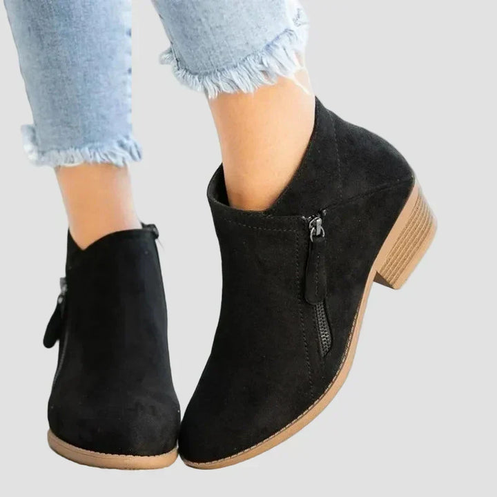 Lark - Block Heel Leather Ankle Boots