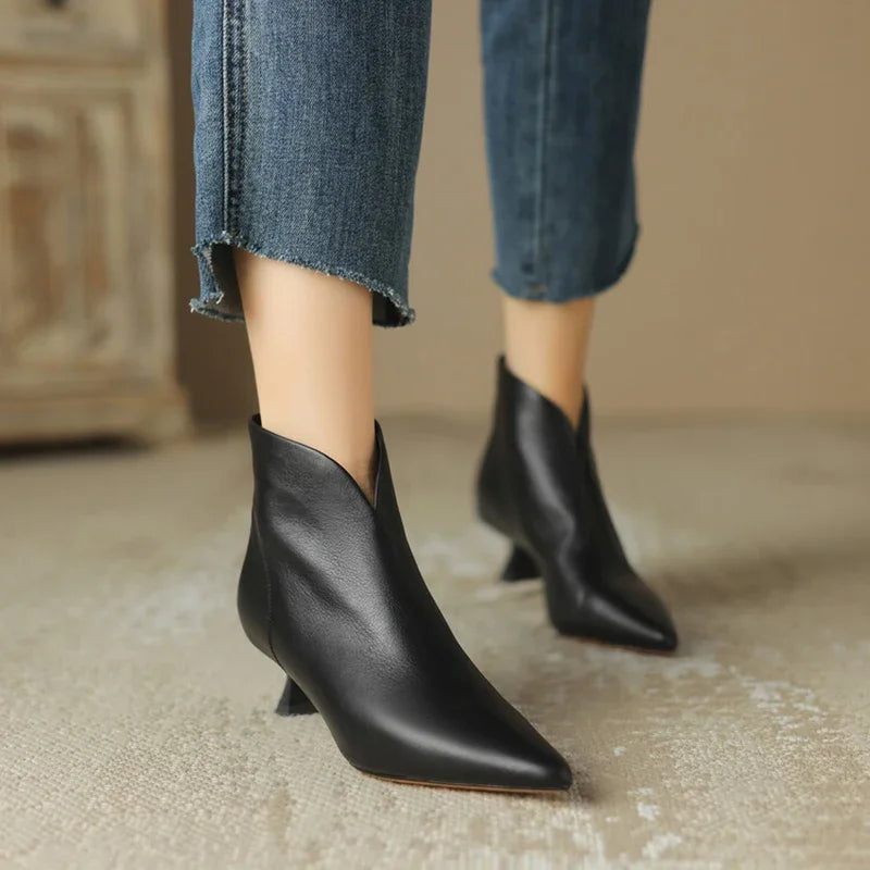 Juliet - Kitten Heel Leather Boots