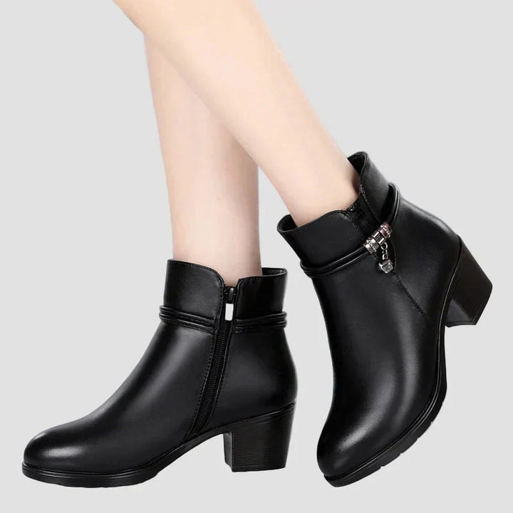 Indie - Elegant Winter Boots with Zip