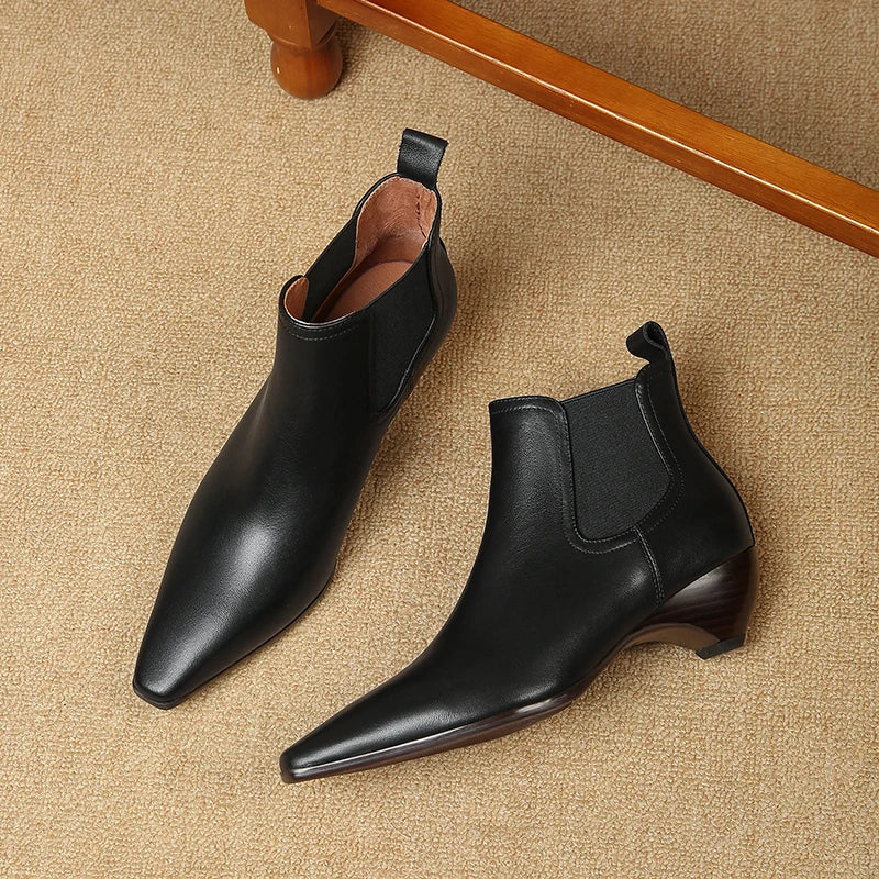 Kinsley - Genuine Leather Curved Heel Boots