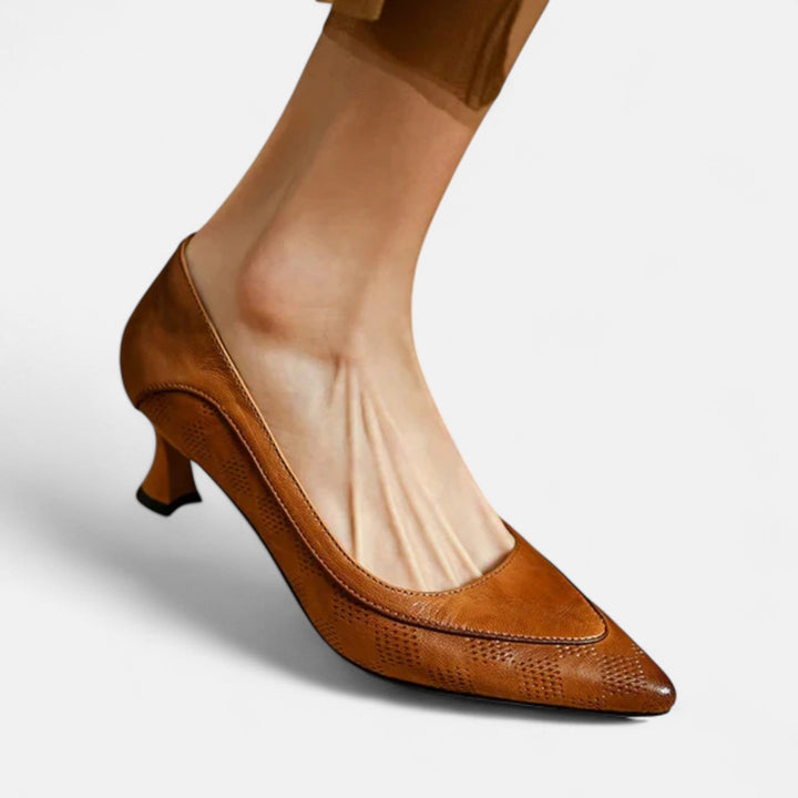 Alba - Leather Kitten Heel Pumps