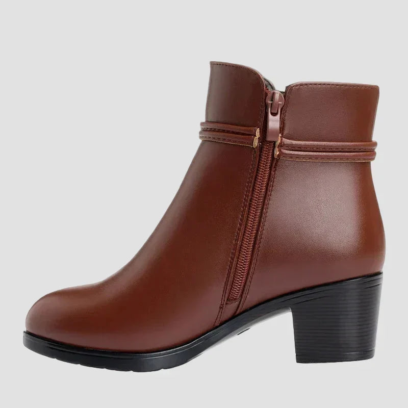 Indie - Elegant Winter Boots with Zip