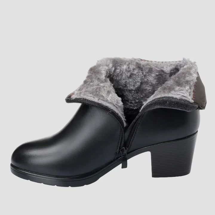 Indie - Elegant Winter Boots with Zip