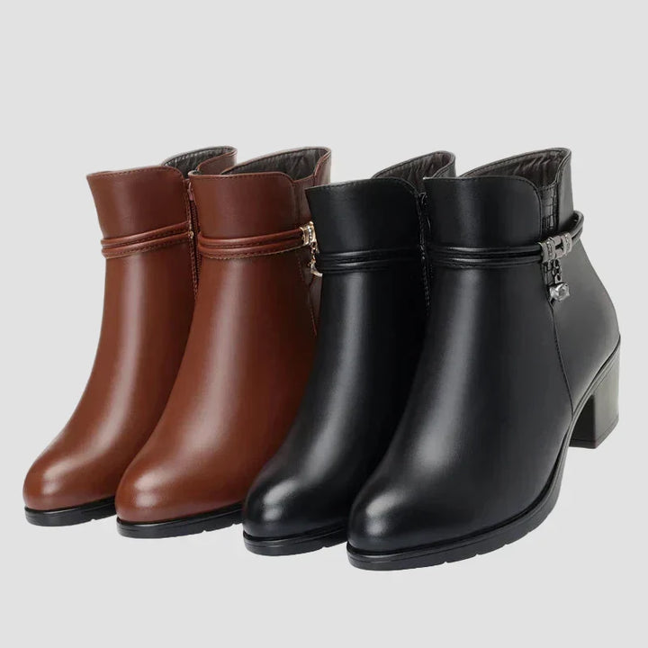 Indie - Elegant Winter Boots with Zip