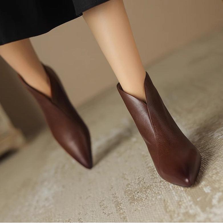 Juliet - Kitten Heel Leather Boots