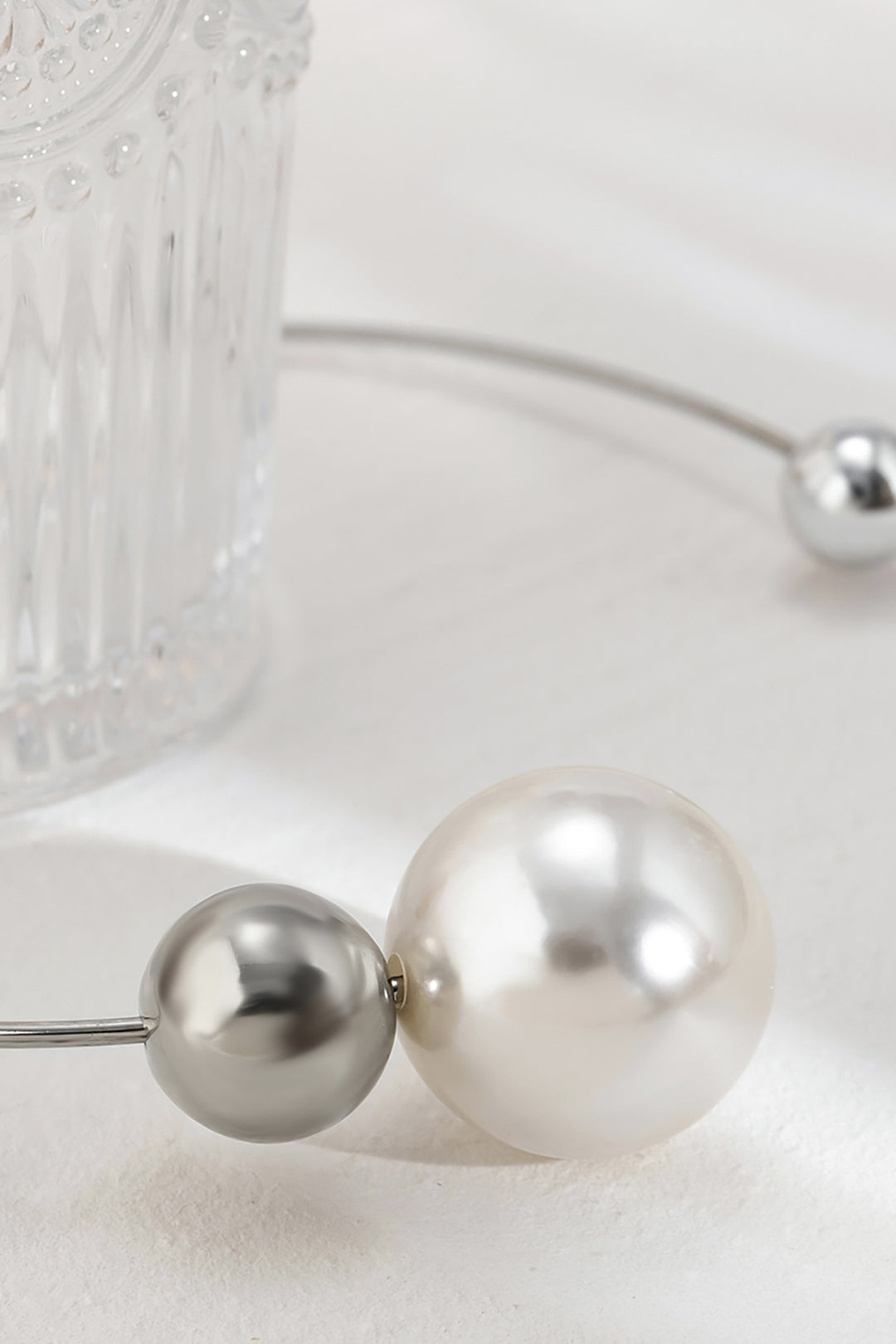 Birgit - Metallic Pearl Necklace