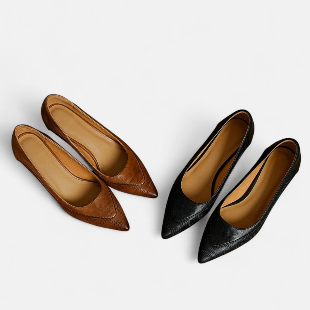 Alba - Leather Kitten Heel Pumps
