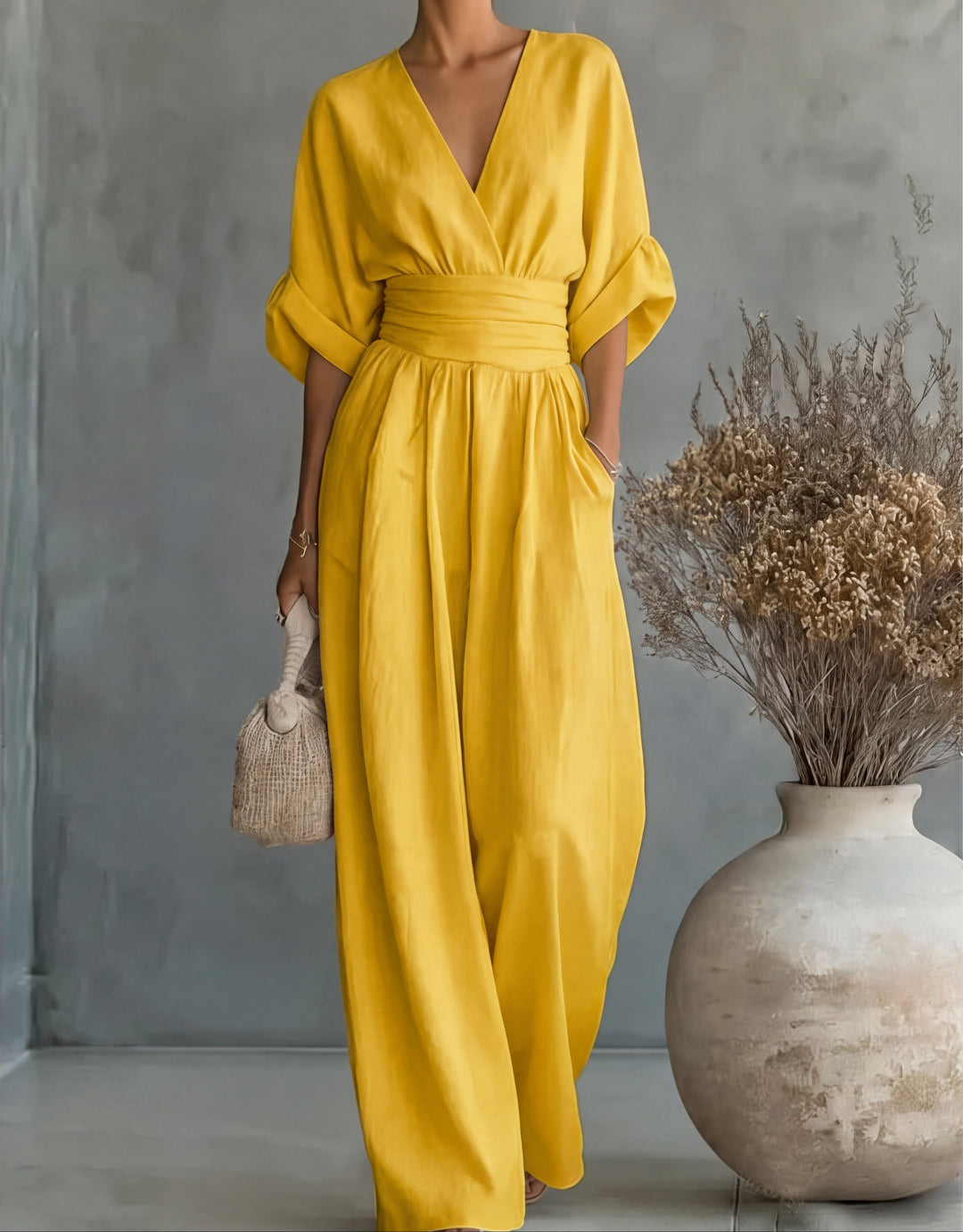 Harriette - Flowing V-Neck Maxi Dress
