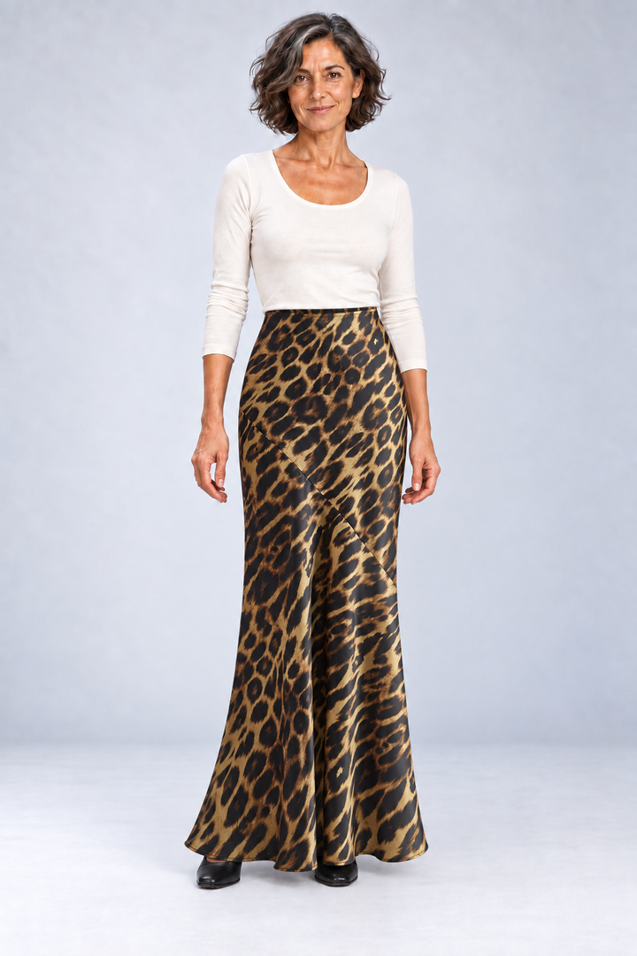 Aviva - Slim Leopard Print Maxi Skirt