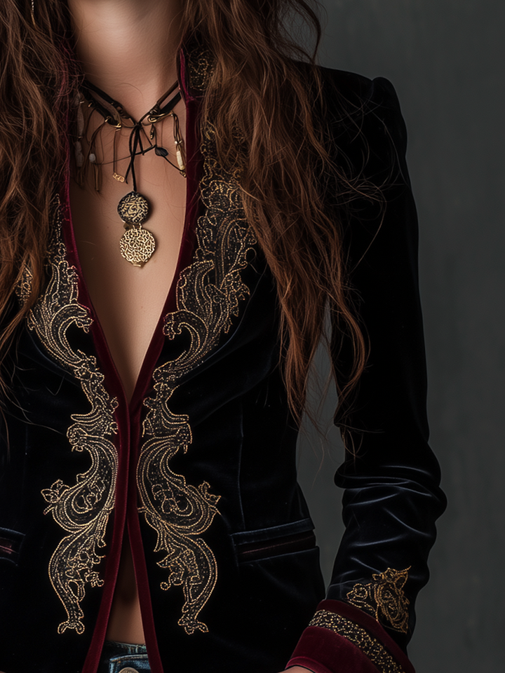 Vera - Vintage Baroque Embroidered Velvet Blazer
