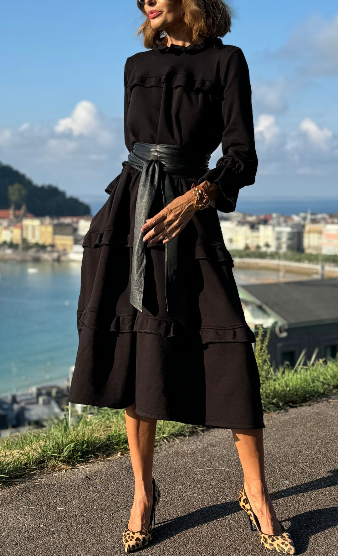 Fatima - Ruffle Sweatshirt Dress