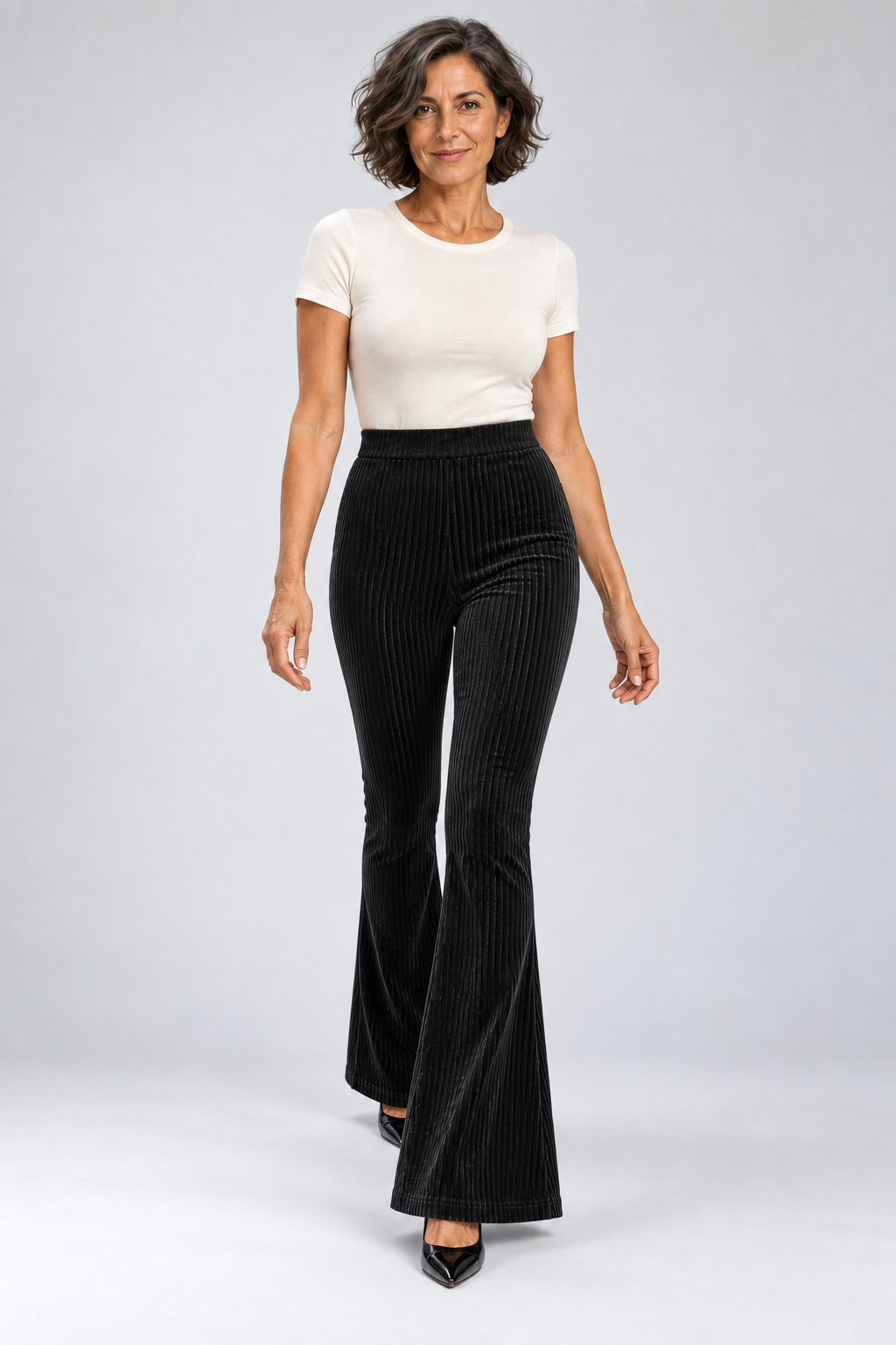 Lissa - Velvet Flared Pants